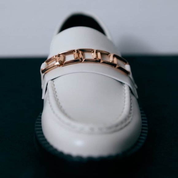 Zara  flat white Low heel chain loafers - Picture 2 of 14